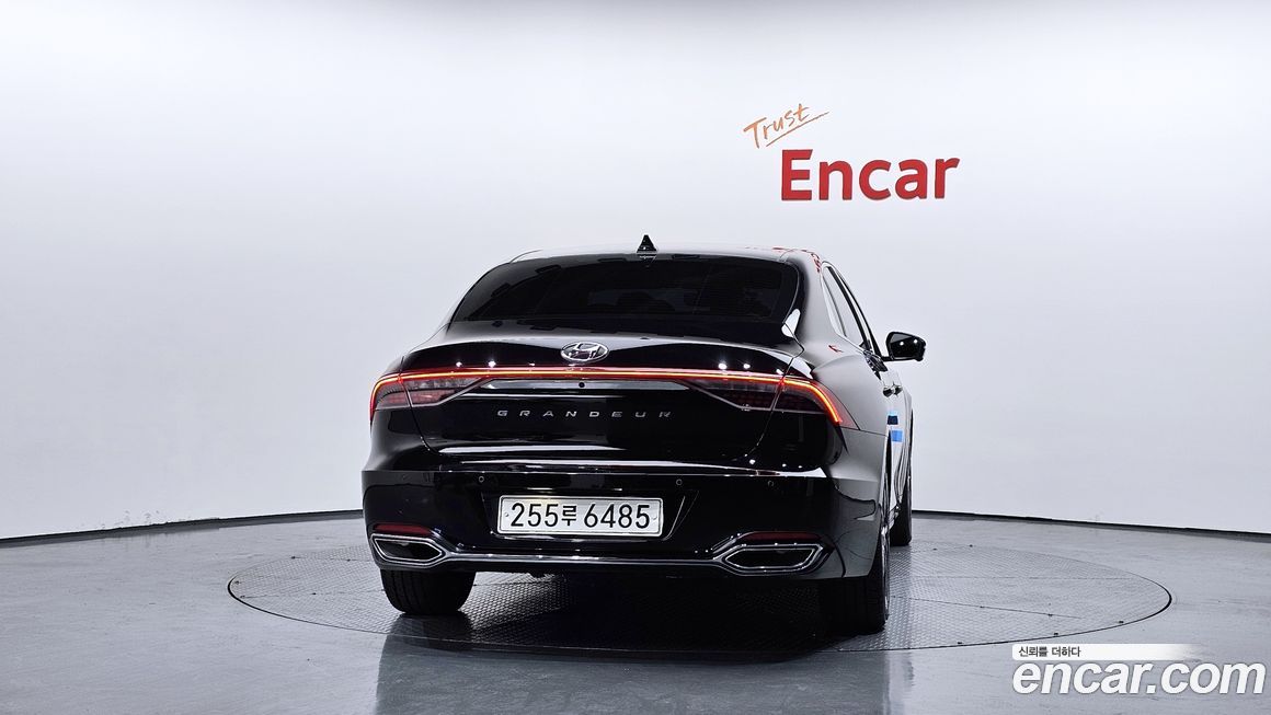 Hyundai Grandeur 2022