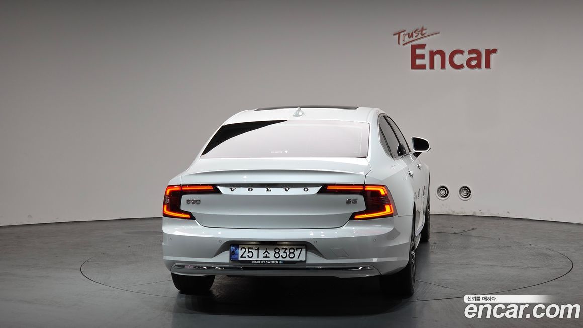 Volvo S90 2021