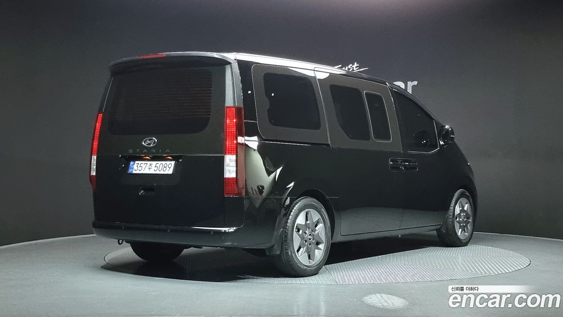 Hyundai Staria 2022