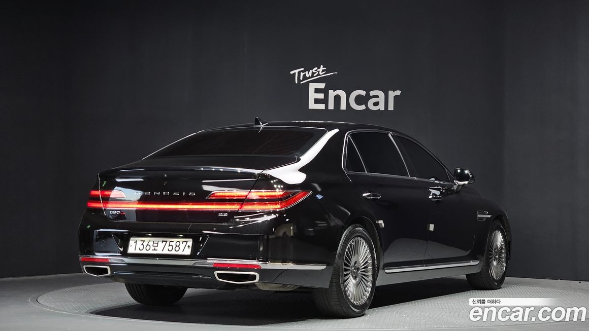 Genesis G90 2020
