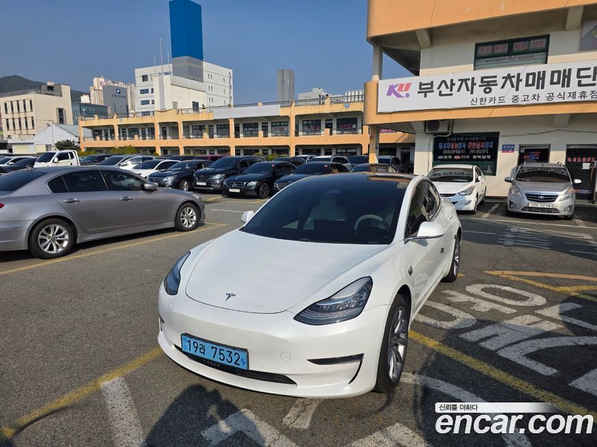 Tesla Model 3 2020