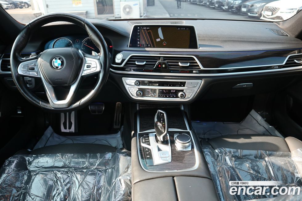 BMW 7-Series 2018