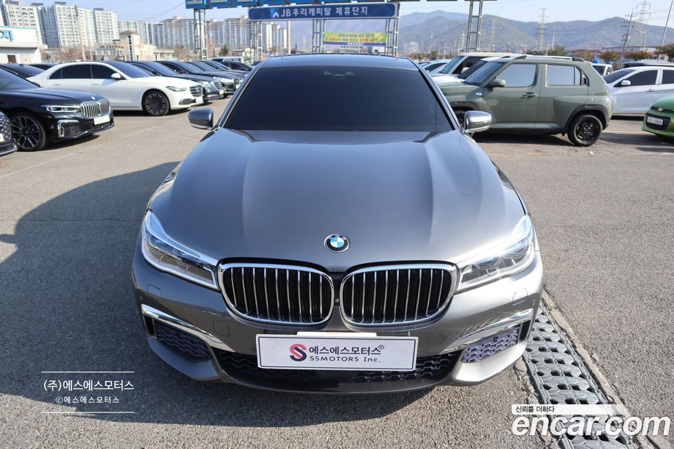 BMW 7-Series 2018