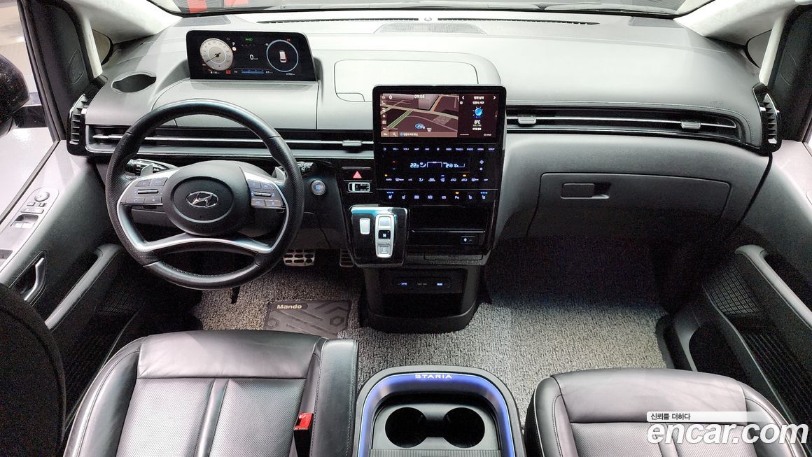 Hyundai Staria 2024