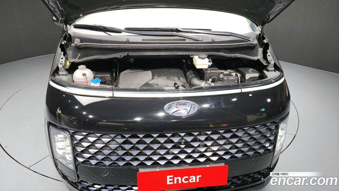 Hyundai Staria 2024