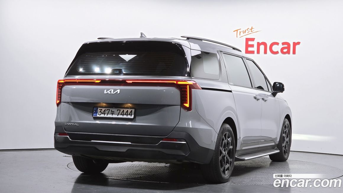 Kia Canival 2025