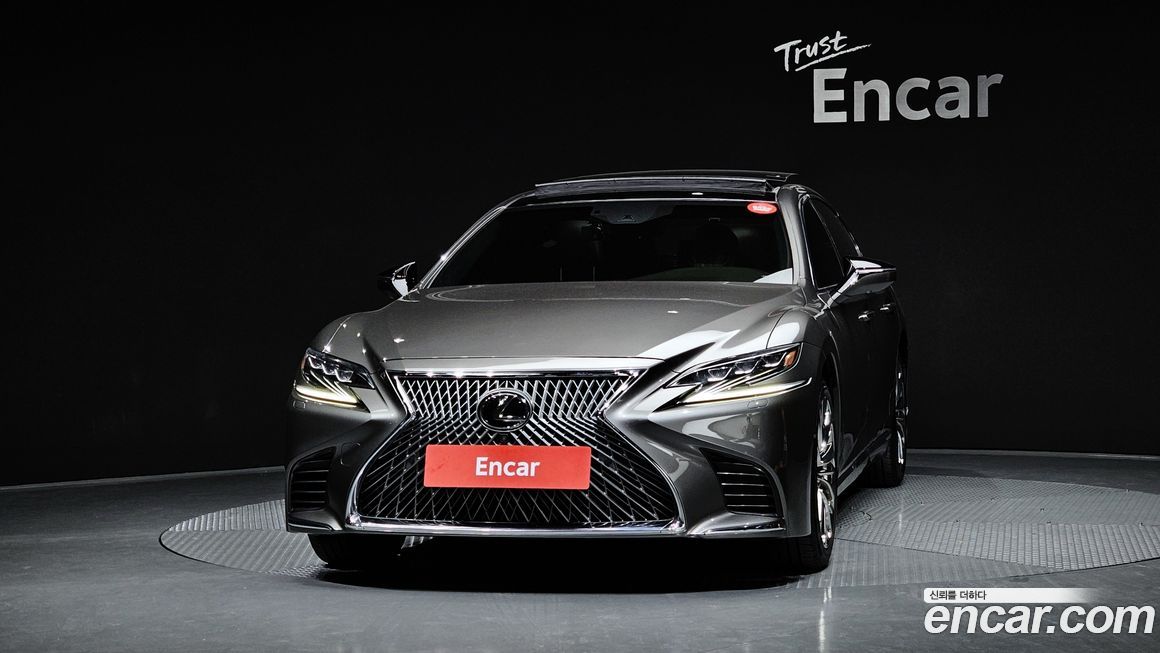 Lexus LS 2018