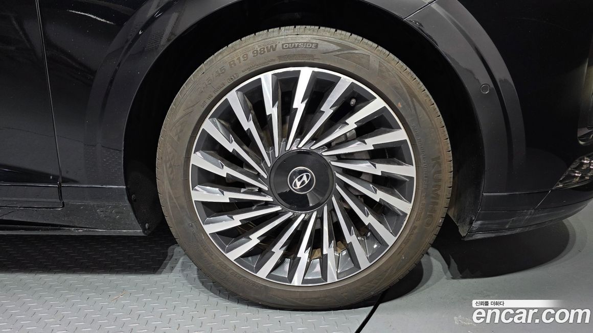 Hyundai Grandeur 2023