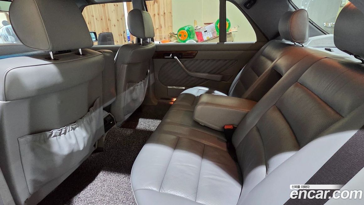 Mercedes-Benz SEL/SEC 1990