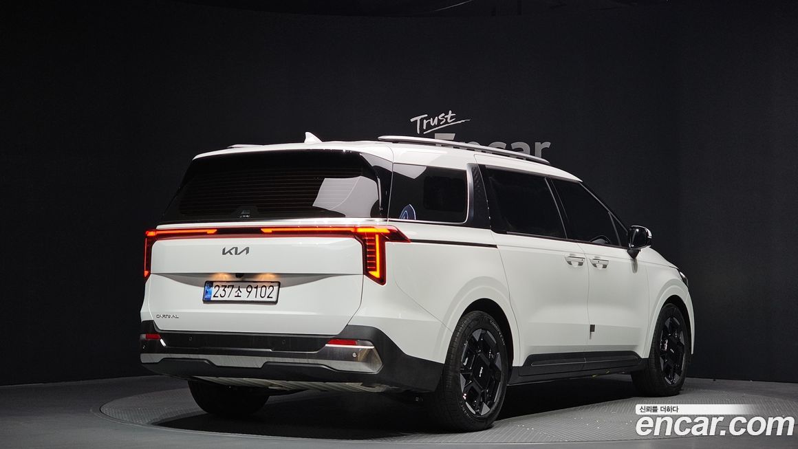 Kia Canival 2025