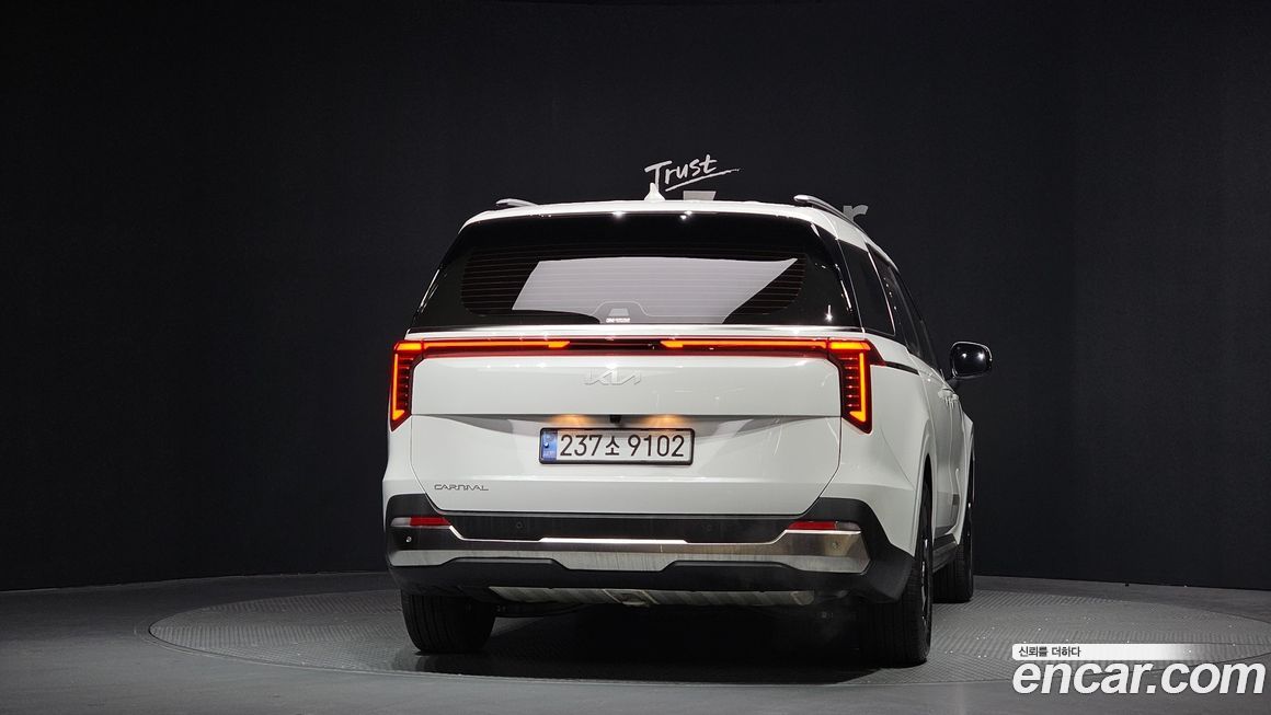 Kia Canival 2025