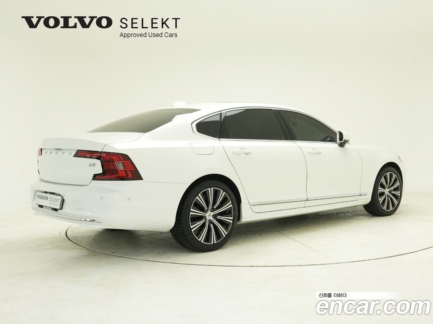 Volvo S90 2024