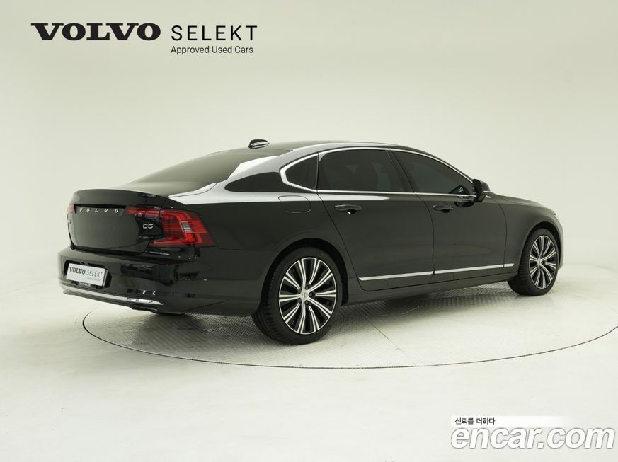 Volvo S90 2024