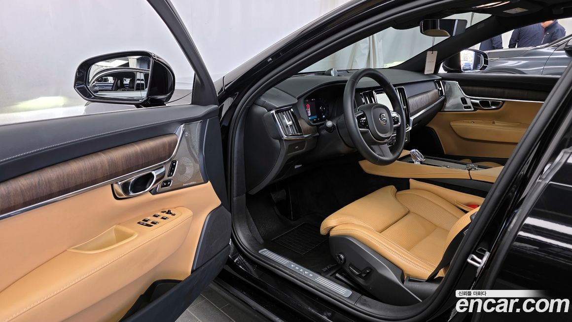Volvo S90 2024