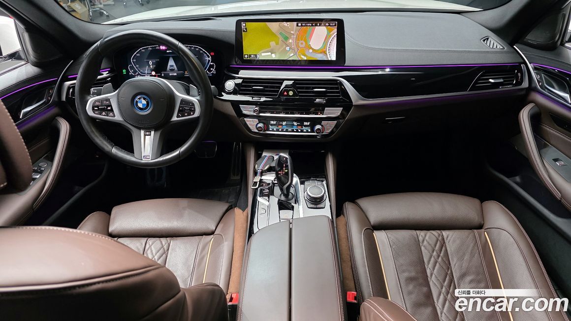 BMW 5-Series 2022