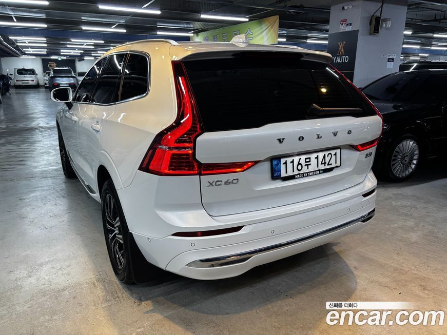 Volvo XC60 2022