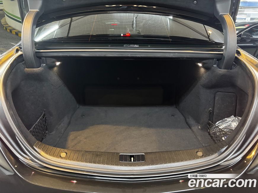 Mercedes-Benz S-Class 2019