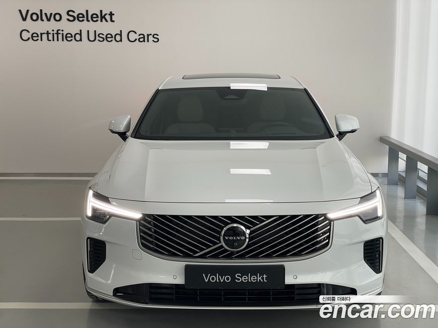 Volvo S90 2026