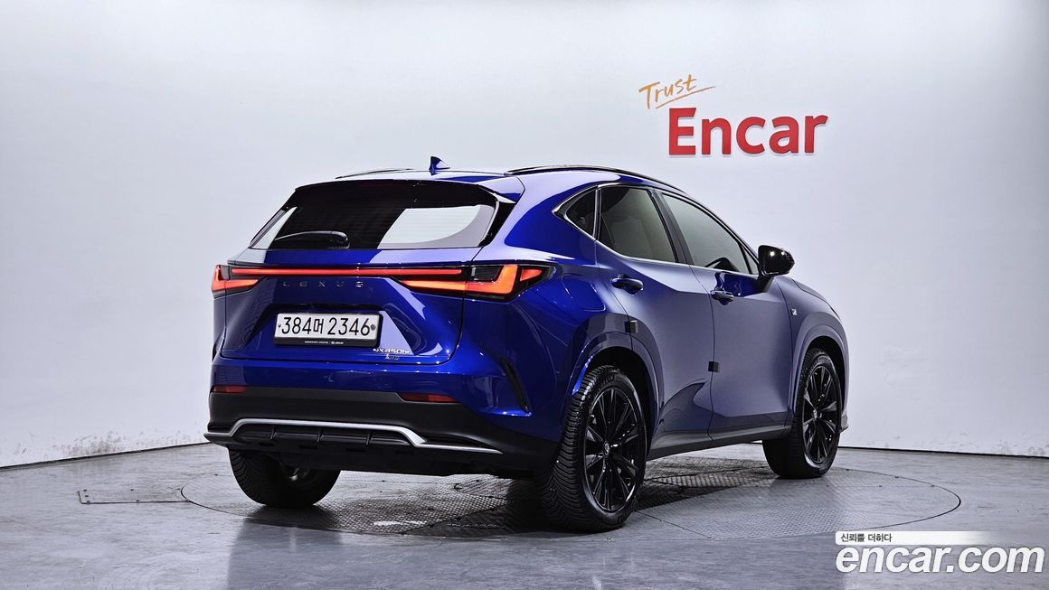 Lexus NX 2022