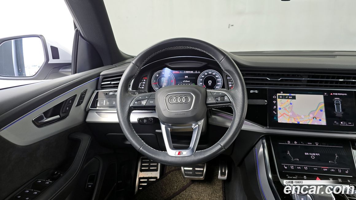Audi Q8 2022