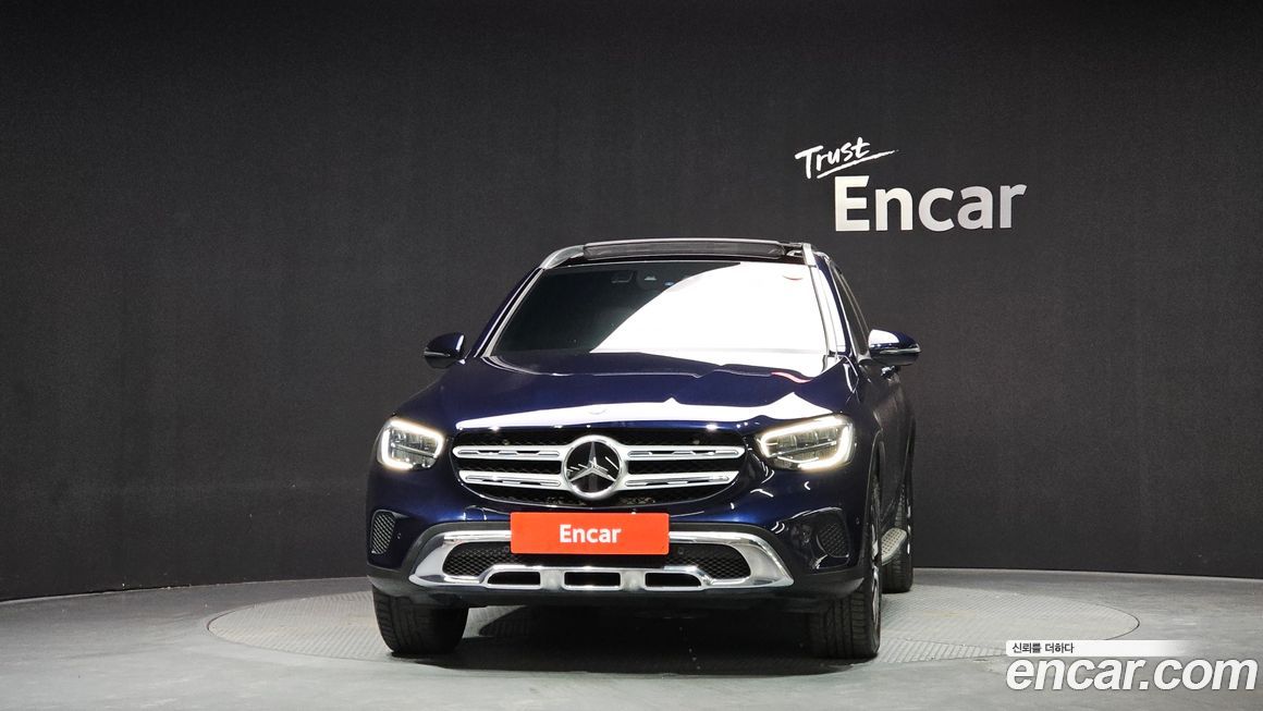 Mercedes-Benz GLC-Class 2021
