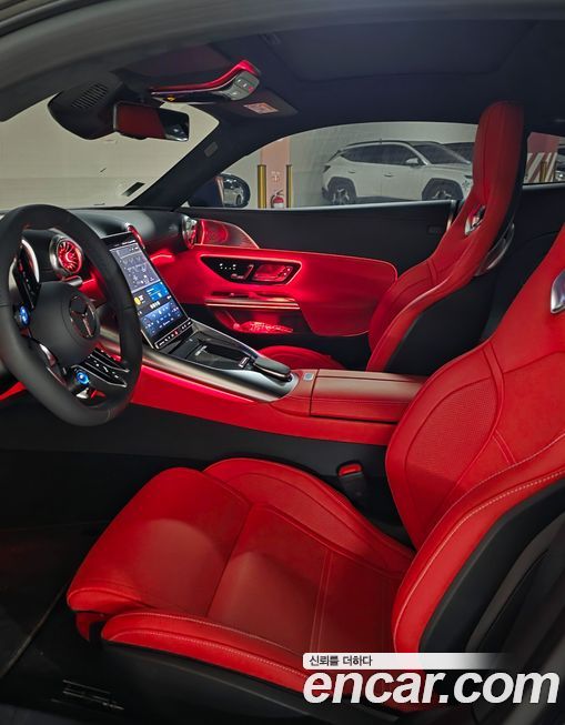 Mercedes-Benz AMG GT 2025