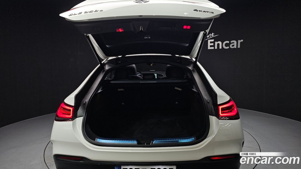 Mercedes-Benz GLE-Class 2021