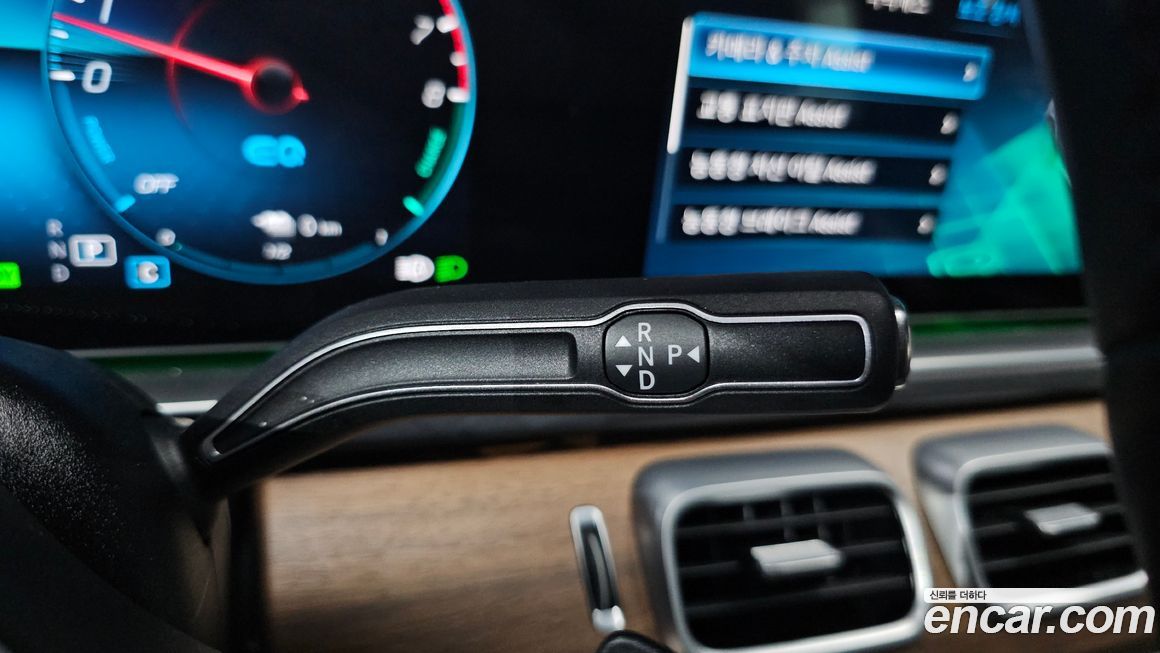 Mercedes-Benz GLE-Class 2021