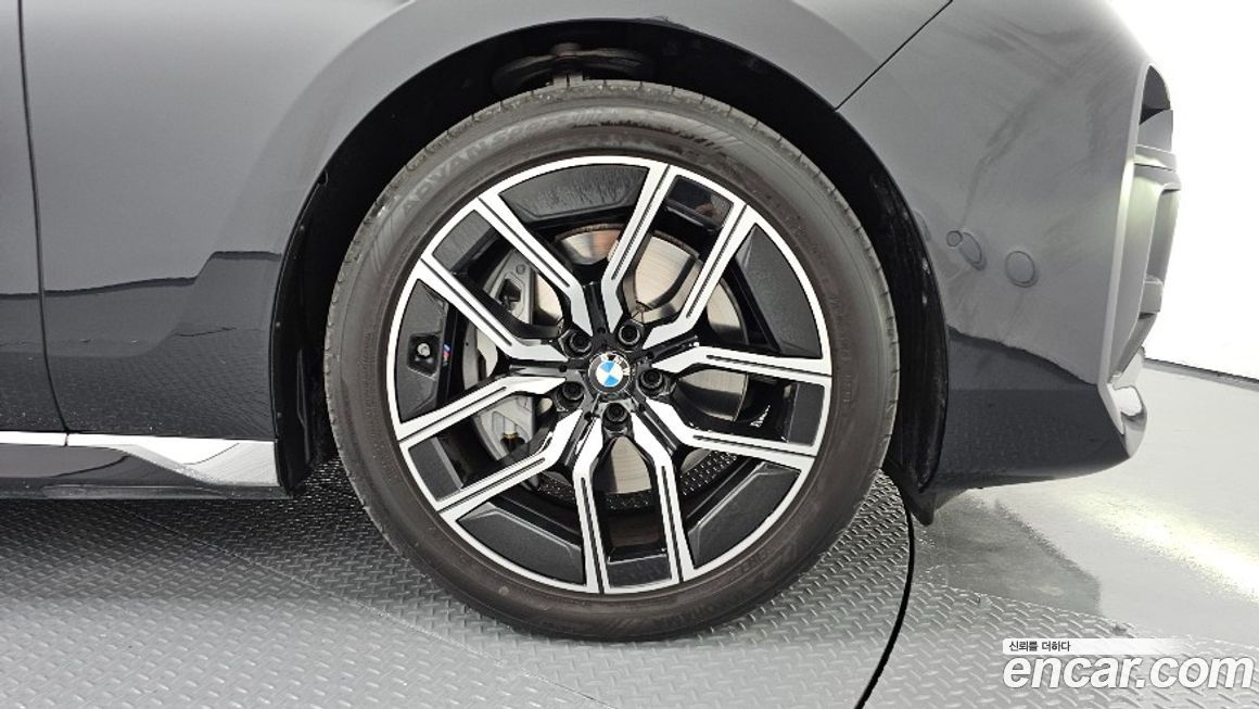 BMW 7-Series 2025