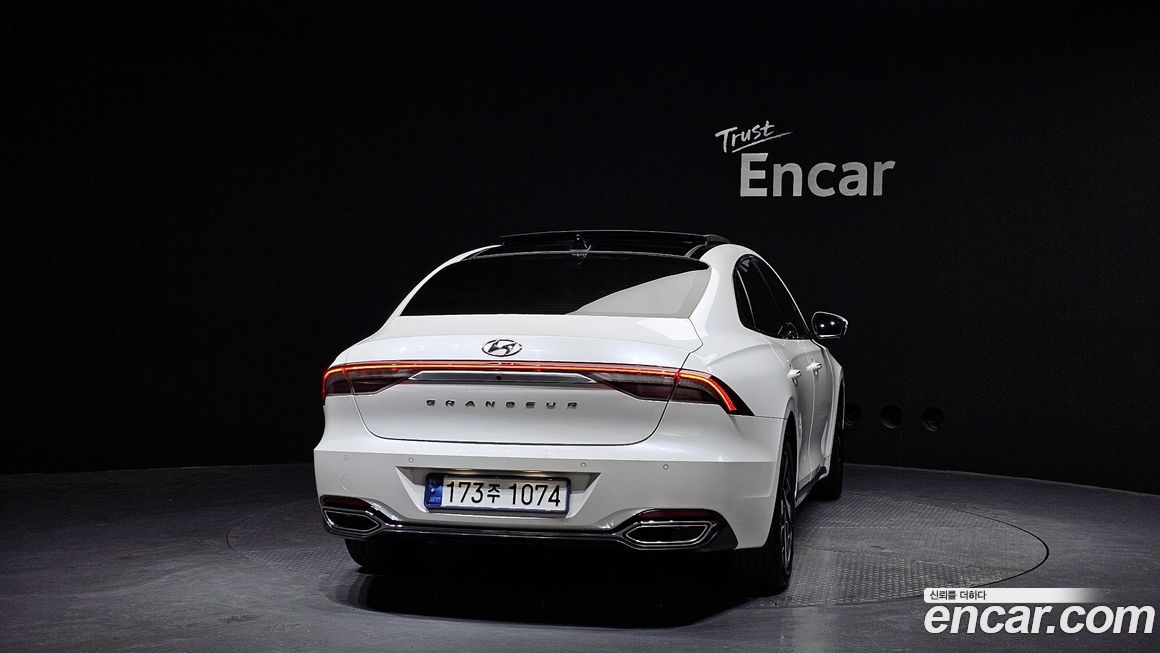 Hyundai Grandeur 2022