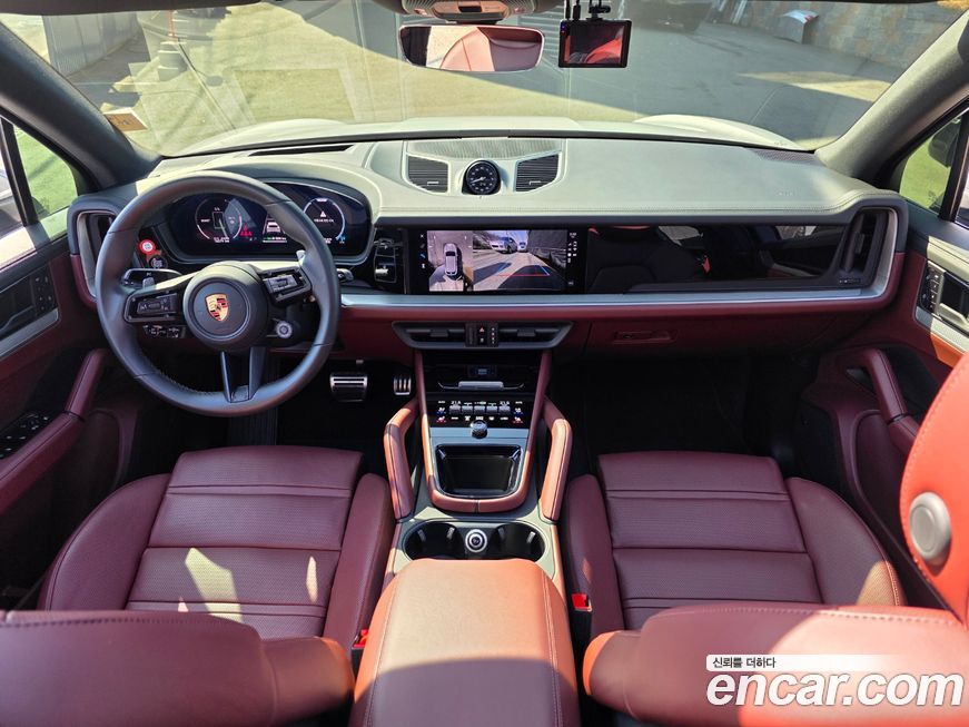 Porsche Cayenne 2025