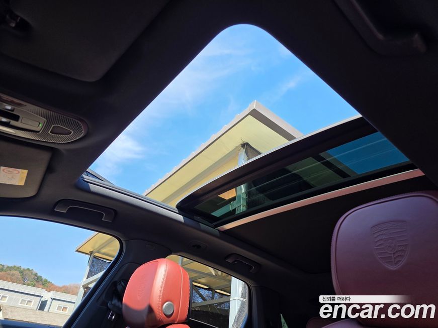 Porsche Cayenne 2025