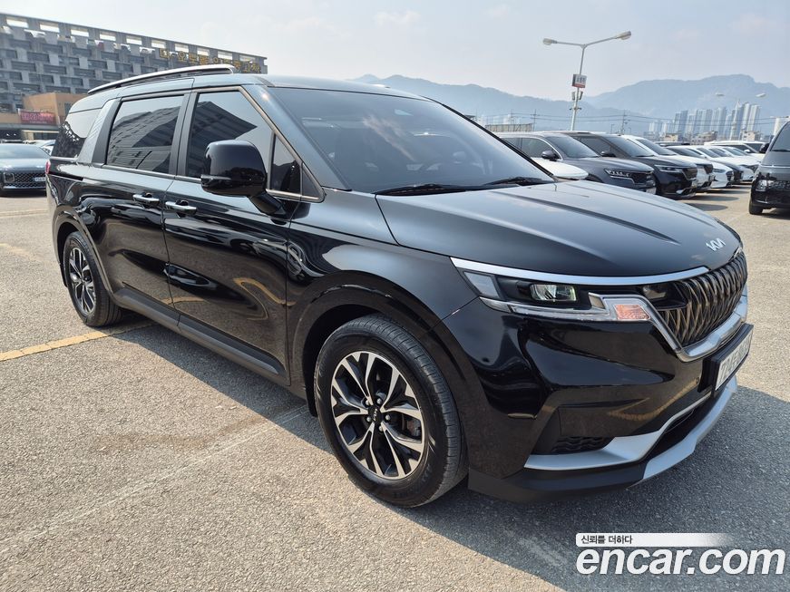 Kia Canival 2023