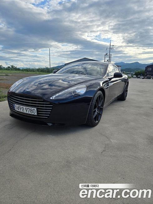 Astonmartin Rapide 2015