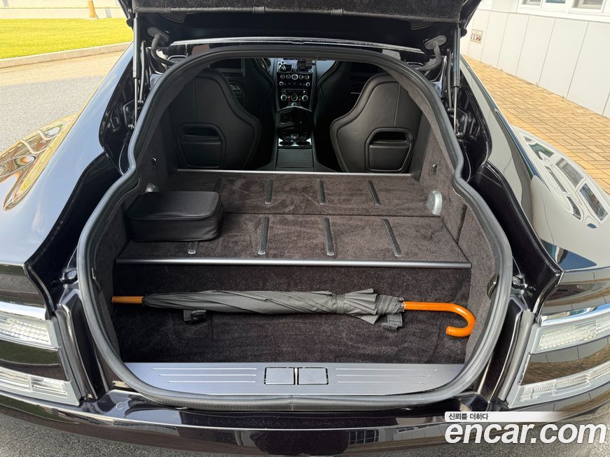 Astonmartin Rapide 2015