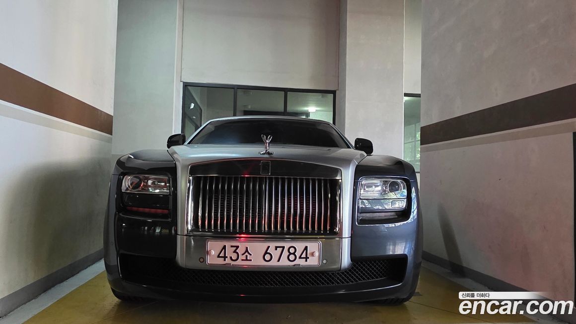Rolls-Royce Ghost 2010