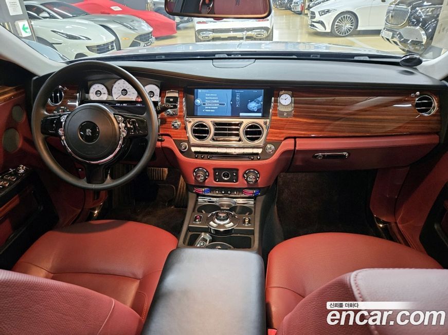 Rolls-Royce Ghost 2010