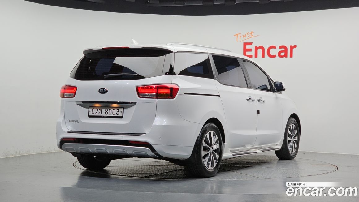 Kia Canival 2018