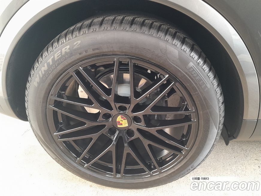 Porsche Cayenne 2024