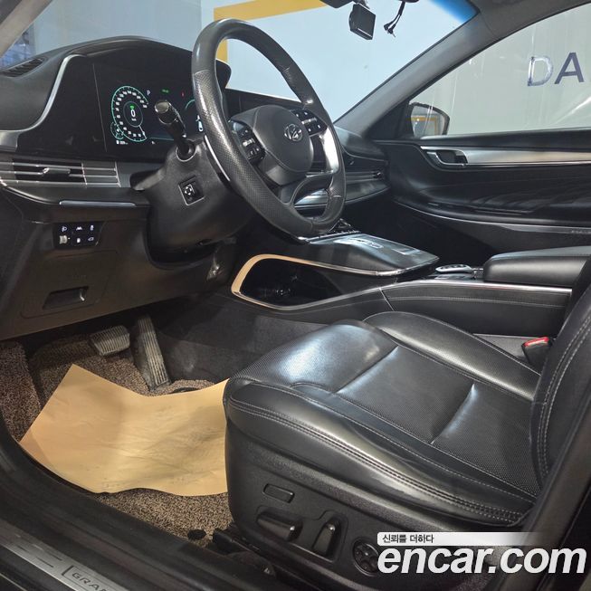 Hyundai Grandeur 2021