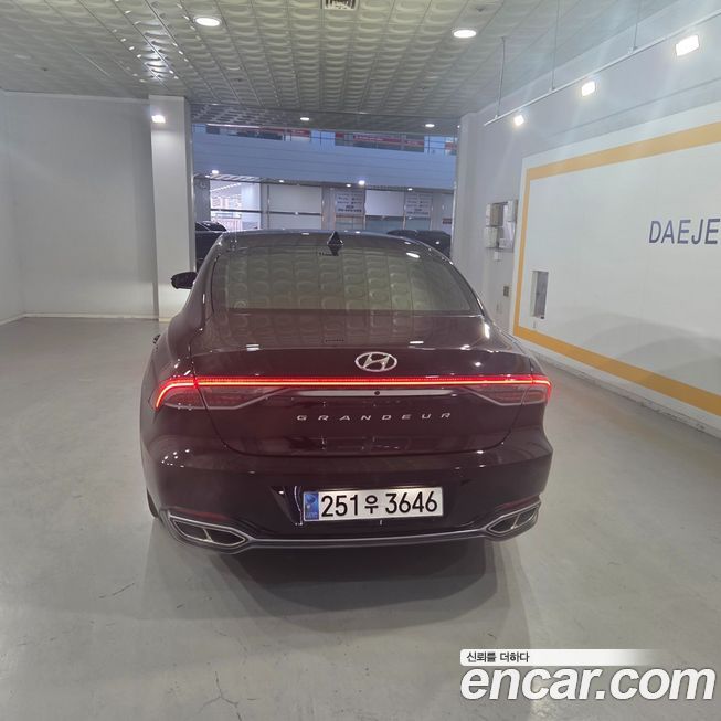 Hyundai Grandeur 2021