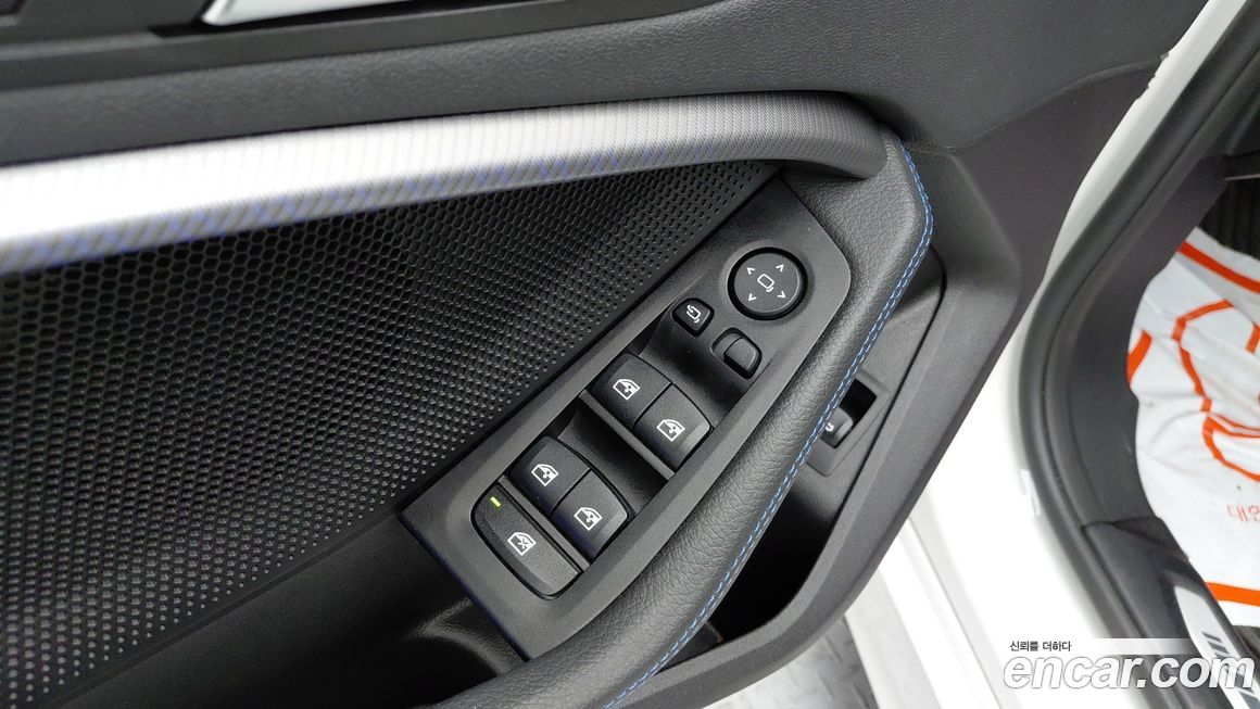 BMW 1-Series 2023