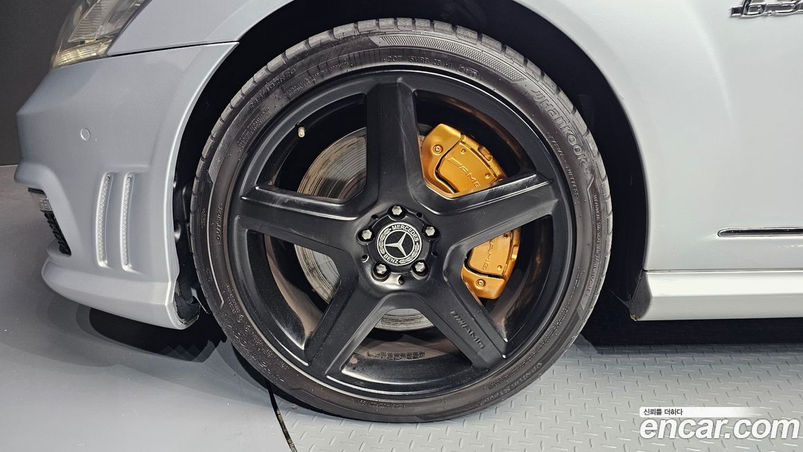 Mercedes-Benz S-Class 2010