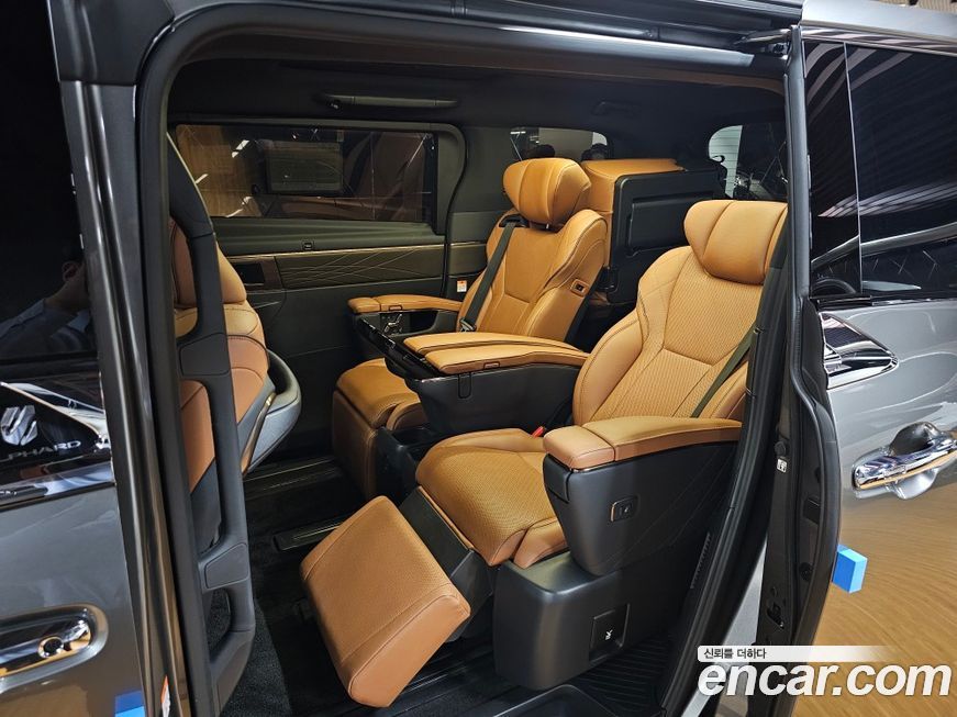 Toyota Alphard 2024