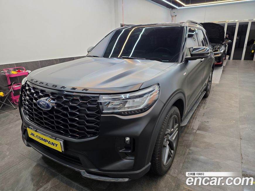 Ford Explorer 2025