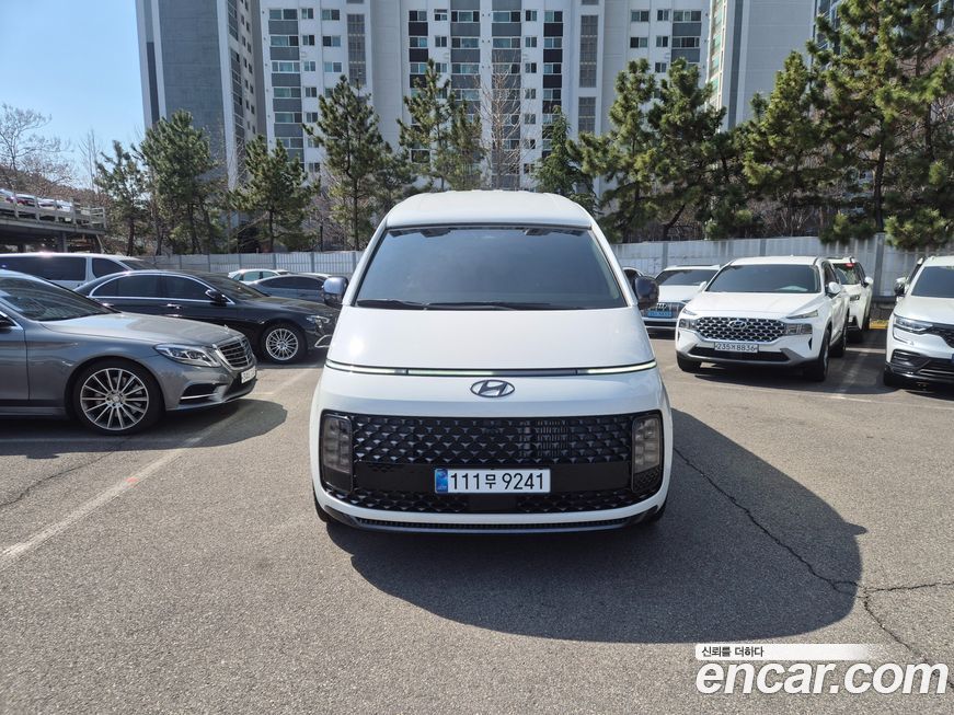 Hyundai Staria 2024
