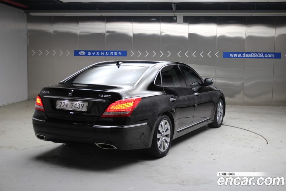 Hyundai Equus 2010