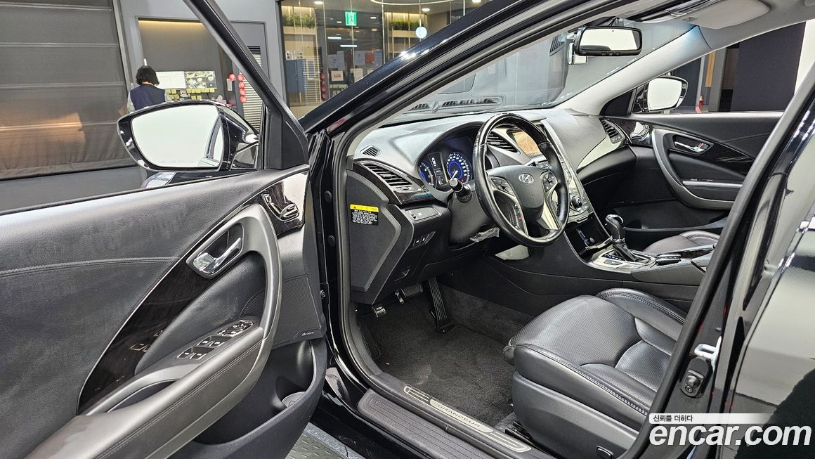 Hyundai Grandeur 2013