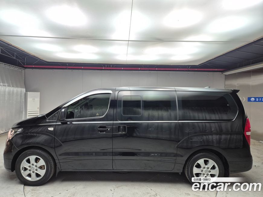 Hyundai Starex 2021