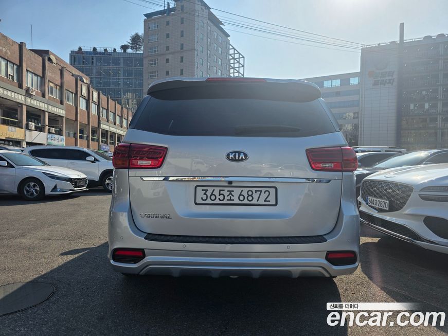 Kia Canival 2020